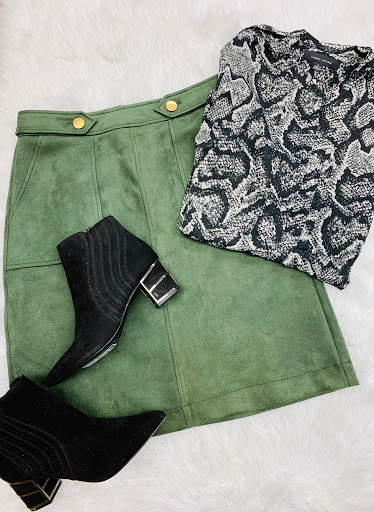 Used Clothing Store «Clothes Mentor», reviews and photos, 2701 N Mall Dr, Virginia Beach, VA 23452, USA