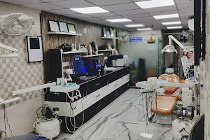 Sri Balaji Dental Care & Implant Centre image