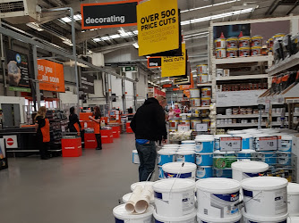 B&Q Oldham