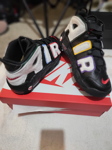 Shoe Store «Foot Locker», reviews and photos, 1100 N Wesleyan Blvd, Rocky Mount, NC 27804, USA