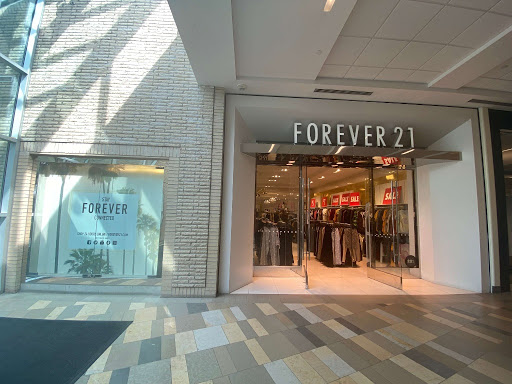 Clothing Store «Forever 21», reviews and photos, 26300 Cedar Rd #2370, Beachwood, OH 44122, USA