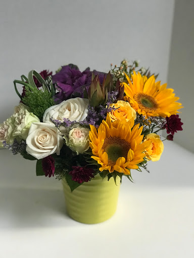 Florist «East Meets West Flowers», reviews and photos, 17 Brookfield Pl, Pleasantville, NY 10570, USA