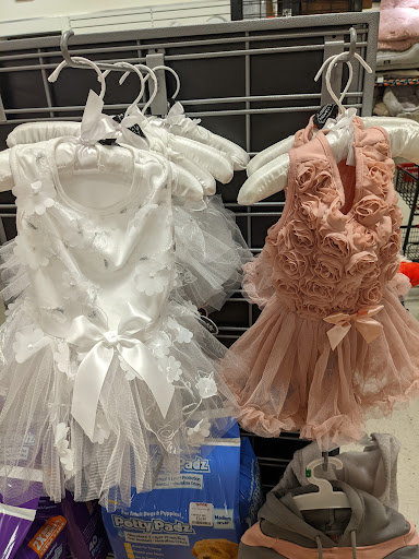 Shopping Mall «Town & Country Shopping Center», reviews and photos, 300 E Stroop Rd, Dayton, OH 45429, USA