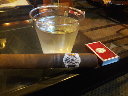 Tobacco Shop «Tobacco Shop LLC», reviews and photos, 89 Pratt St, Hartford, CT 06103, USA