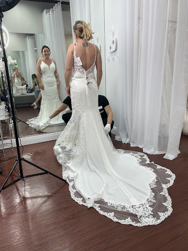 Bridal Shop «Molle Bridals», reviews and photos, 11701 Lake Victoria Gardens Ave #1109, Palm Beach Gardens, FL 33410, USA