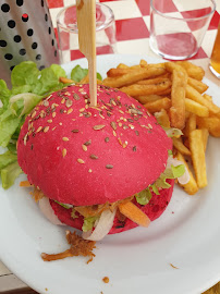 Hamburger végétarien du Restaurant Minotaure Cafė à Toulouse - n°7