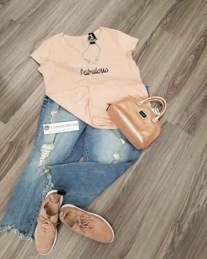 Used Clothing Store «Clothes Mentor», reviews and photos, 306 Oyster Point Rd, Newport News, VA 23602, USA