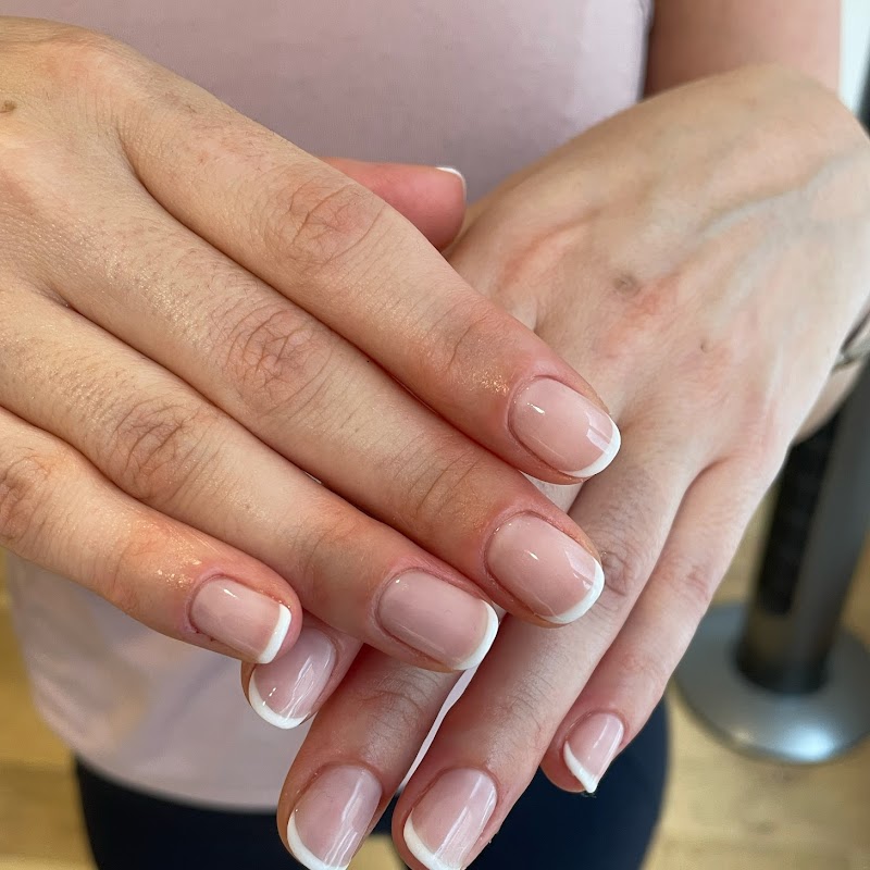Love&Light Nails (CND Shellac Nails in London)