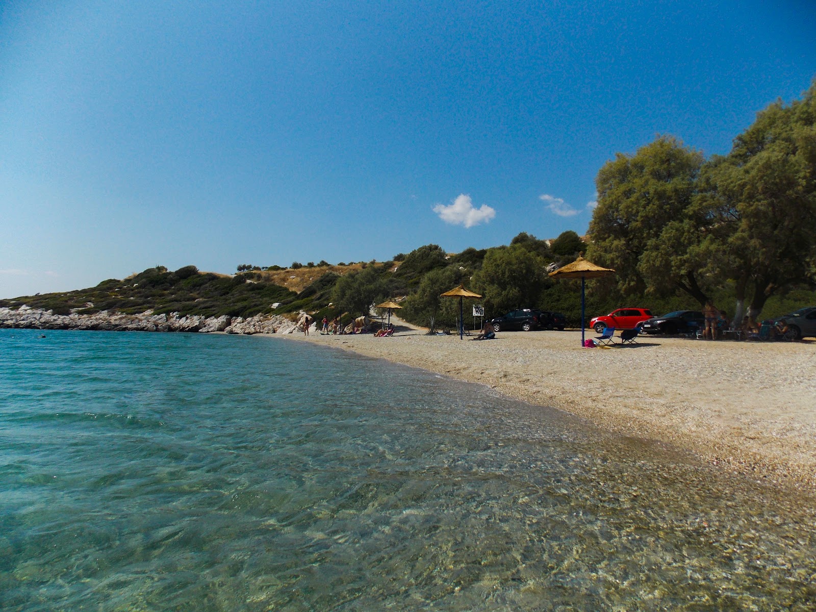 Foto de Panagitsa beach localizado em área natural