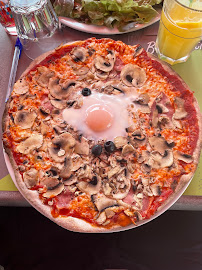 Pizza du Pizzeria Restaurant La Grande Voile à L'Aiguillon-la-Presqu'île - n°16