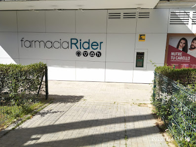 Farmacia Rider Calle Villegas Marmolejo, y Marmolejo, 7 Bajo, 41005 Sevilla, Spagna