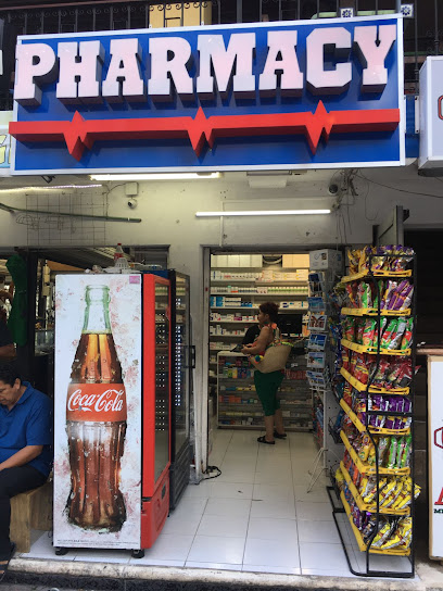 Pharmacy Drugstore Calle Quinta Avenida 5, Gonzalo Guerrero, 77720 Playa Del Carmen, Q.R. Mexico