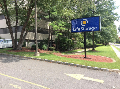 Self-Storage Facility «Life Storage», reviews and photos, 445 Wagaraw Rd, Fair Lawn, NJ 07410, USA