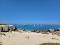 Plage du Phare'in fotoğrafı geniş bir kıyı şeridi ile birlikte