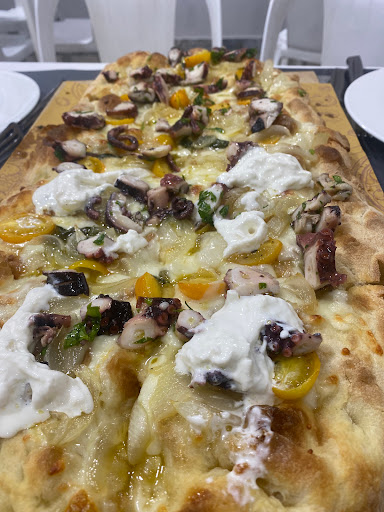Emmas SCROCCHIARELLA-CARNEZZERIA-HAMBURGHERIA-ROSTICCERIA in Reggio Calabria, Città Metropolitana di Reggio Calabria