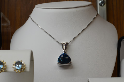 Jeweler «Stones Jewelry», reviews and photos, 107 W Front St, Wheaton, IL 60187, USA