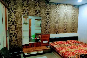 Hotel Lakhdatar image