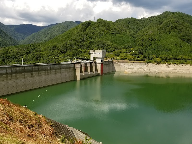永源寺ダム 滋賀県東近江市 堰 グルコミ