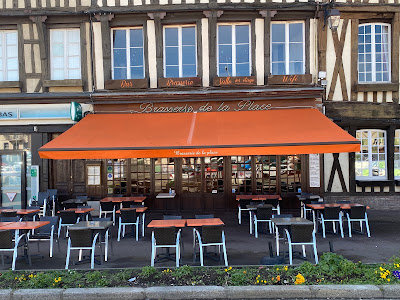 Brasserie la place à Verneuil d'Avre et d'Iton