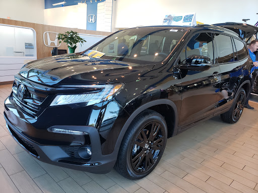 Car Dealer «Regal Automotive», reviews and photos, 2615 Lakeland Hills Blvd, Lakeland, FL 33805, USA