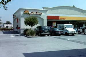 Del Taco image