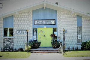 Café Brocante Victor image
