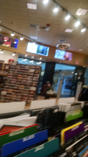 Comic Book Store «Newbury Comics», reviews and photos, 194 Buckland Hills Dr, Manchester, CT 06042, USA