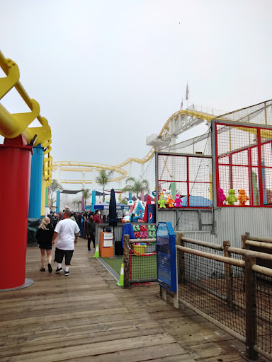 Pet Supply Store «Unleashed by Petco», reviews and photos, 1402 Wilshire Blvd, Santa Monica, CA 90403, USA