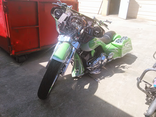 Motorcycle Parts Store «Roaring Toyz», reviews and photos, 2171 13th St, Sarasota, FL 34237, USA