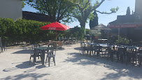 Atmosphère du Restaurant Le Relais des Garrigues à Pernes-les-Fontaines - n°5