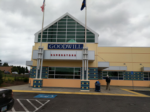 Goodwill, 51651 SE 2nd St, Scappoose, OR 97056, USA, 
