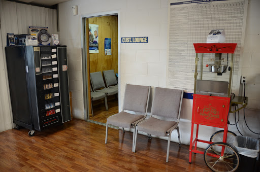 Ford Dealer «Edd Rogers Valley Ford», reviews and photos, 111 Auto Ln, Sparta, TN 38583, USA