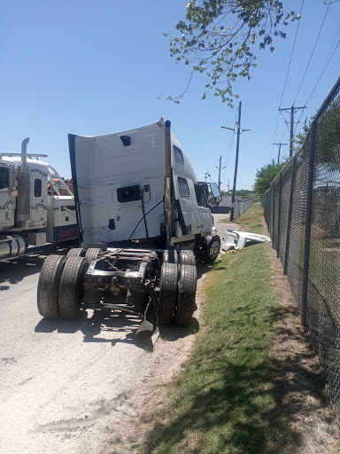 Mailing Service «FedEx Ground», reviews and photos, 4901 Village Creek Rd, Fort Worth, TX 76119, USA