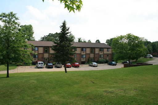 Colonial Terrace Apartments image 1