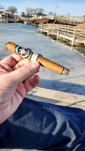 Tobacco Shop, 612 US-71, Arnolds Park, IA 51331, USA, 