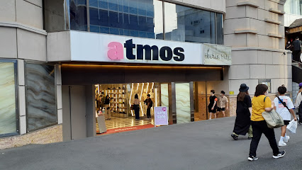 atmos pink flagship 原宿店
