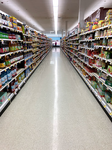 Grocery Store «ShopRite of Commerce St.-Stamford, CT», reviews and photos, 1990 W Main St, Stamford, CT 06902, USA