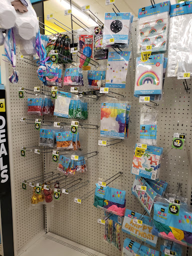 Discount Store «Dollar General», reviews and photos, 419 Market St, Saddle Brook, NJ 07663, USA