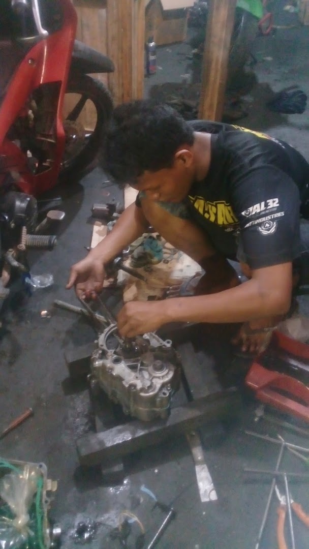 Bengkel Banjar Racing Style Photo