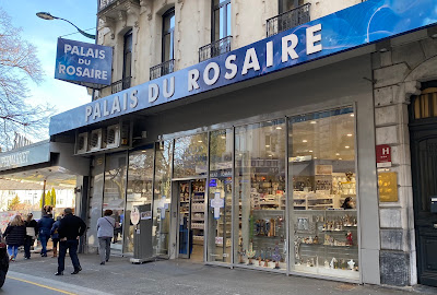 Palais Du Rosaire à Lourdes