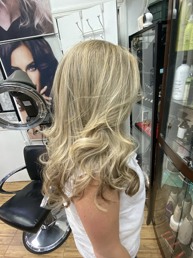 Beauty Salon «Iris Beauty Salon», reviews and photos, 1003 Morris Park Ave, Bronx, NY 10462, USA