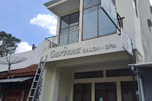 Gardena Salon And Spa image