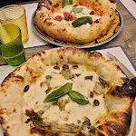 Photo n°1 de l'avis de Daniela.g fait le 09/05/2022 à 13:10 sur le  Pizze D’autore Maestro Pizzaiolo Gigi SORBILLO à Naples