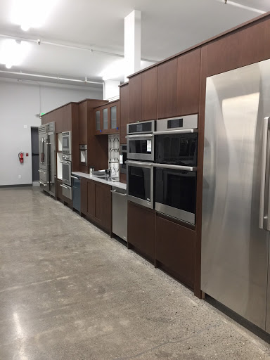 Appliance Store «Johnson Brothers Appliances», reviews and photos, 571 NE Azure Dr, Bend, OR 97701, USA