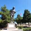 Türk Askerine Saygı Anıtı