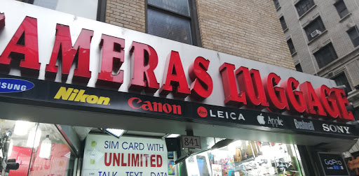 Electronics Store «7th Ave Electronics & Luggage», reviews and photos, 841 7th Ave, New York, NY 10019, USA