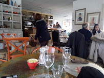 Atmosphère du Restaurant Le Comptoir de L'Eouvé à Coudoux - n°6