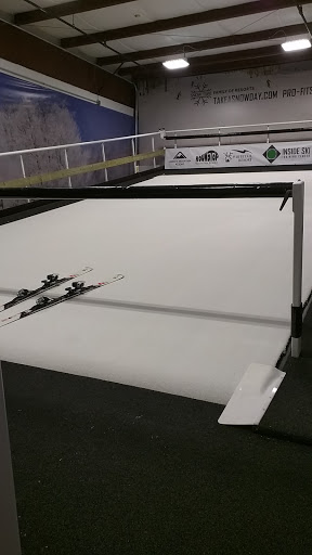 Ski Shop «Pro-Fit Ski & Mountain Sports», reviews and photos, 34 Catoctin Cir SE, Leesburg, VA 20175, USA