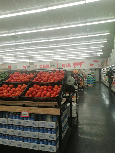 Supermarket «Supermarket La Villa», reviews and photos, 5020 W Fullerton Ave, Chicago, IL 60639, USA