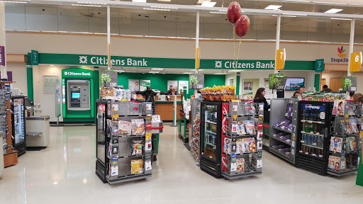 Grocery Store «Stop & Shop», reviews and photos, 141 Main St, Foxborough, MA 02035, USA